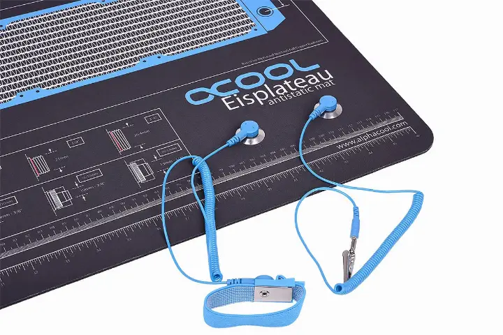 ALPHACOOL EISPLATEAU TAPIS DE WATERCOOLING CUSTOM - 120X60CM 