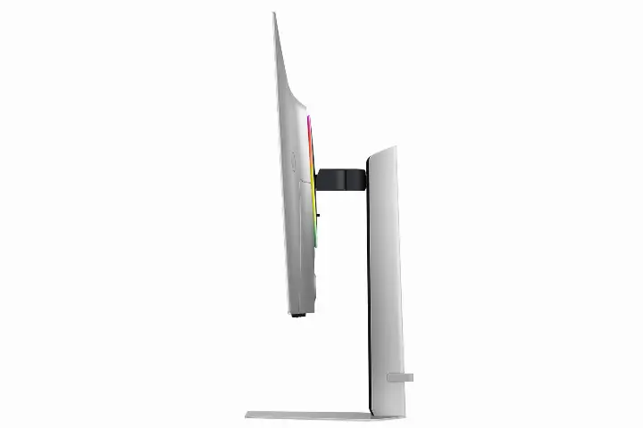 SAMSUNG ODYSSEY G8 OLED 32 4K/240HZ/0.03MS/PIVOT/G-SYNC 