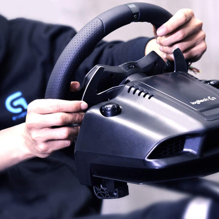 LOGITECH G920 DRIVING FORCE 