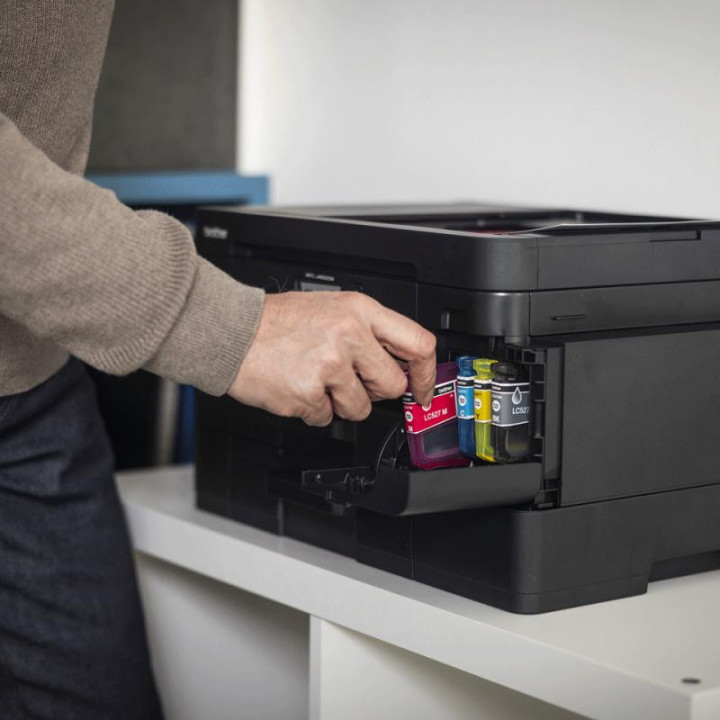 BROTHER MFC-J4550DW IMPRIMANTE JET D'ENCRE MULTIFONCTION 4-EN-1 SANS FIL. ELIGIBLE AU FORFAIT ECOPRO. 