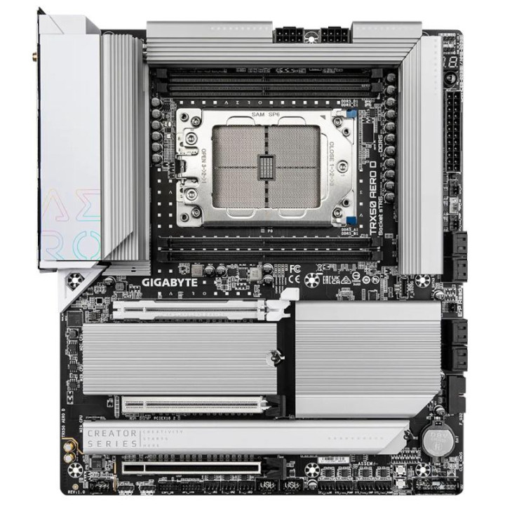 GIGABYTE TRX50 AERO D 