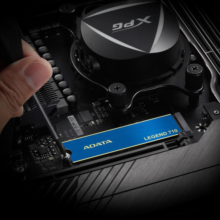 ADATA LEGEND 710 1TB 