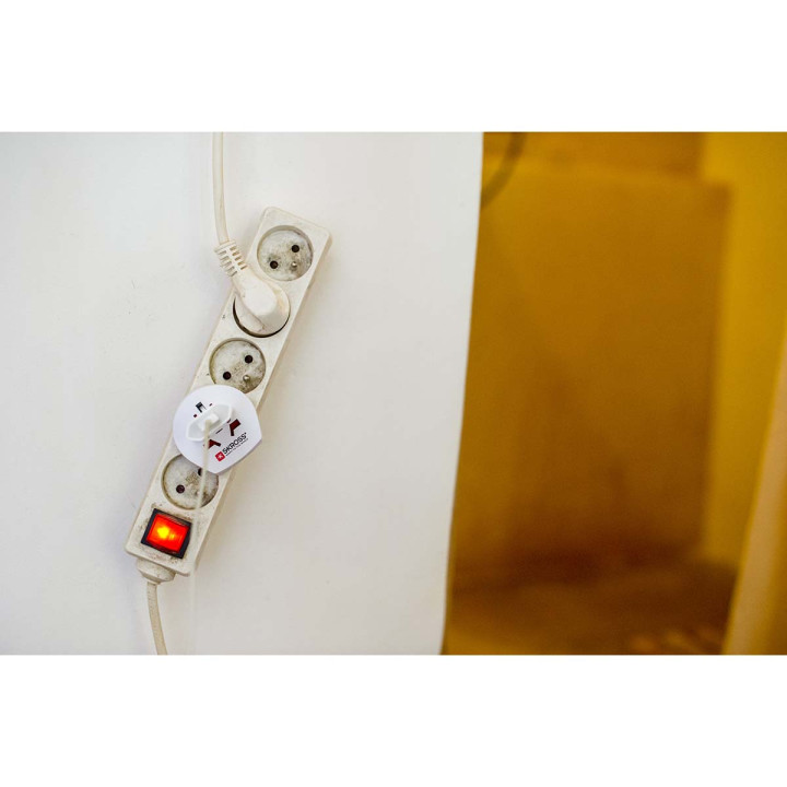 NEDIS ADAPTATEUR DE VOYAGE PRISE MONDIALE VERS EUROPE 
