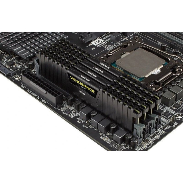 CORSAIR CMK32GX4M2A2666C16 (2X