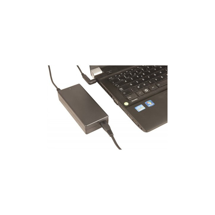 URBAN FACTORY POWER 90W UNIVERSAL NOTEBOOK 