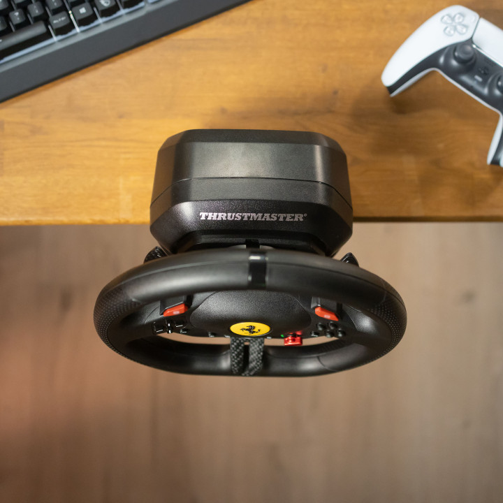 ThrustMaster T98 P FERRARI 296 GTB AVEC PEDALIER - PS4/PS5/P